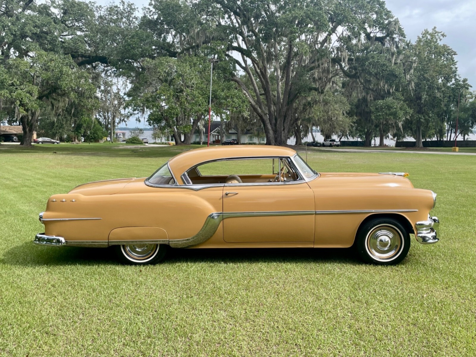 1954 Pontiac Catalina 2 Door Hardtop - photo 6