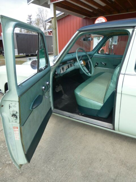 1954 Studebaker V8 Sedan - photo 13