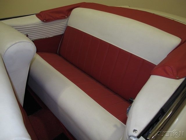 1954 Ford Crestline SUNLINER - photo 9