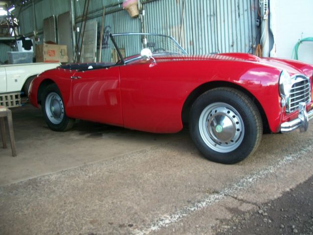 1954 Triumph Swallow Doretti 2 Litre - photo 2