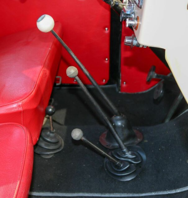 1954 Willys - photo 9