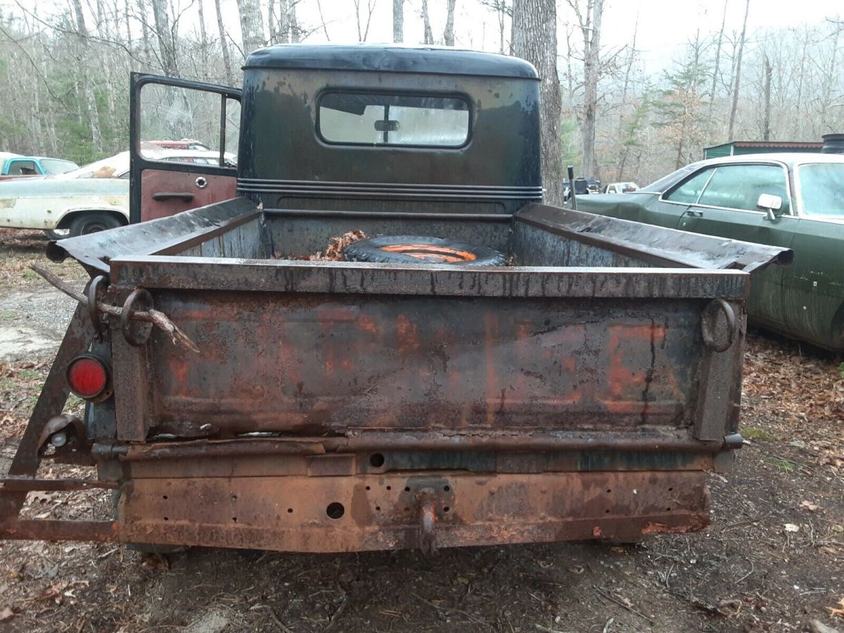 1954 Willys Traveller - photo 4