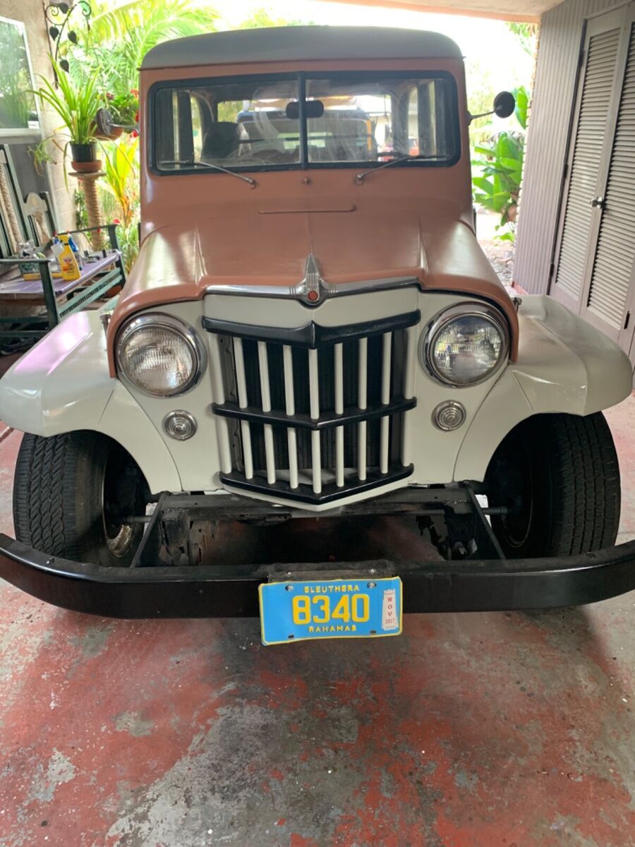1954 Willys Wagoneer - photo 12
