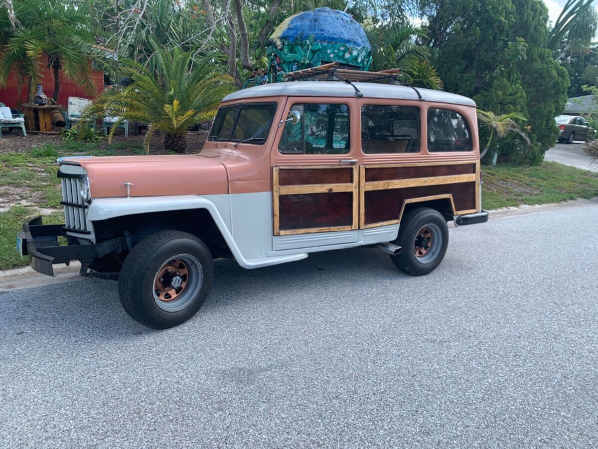 1954 Willys Wagoneer - photo 2
