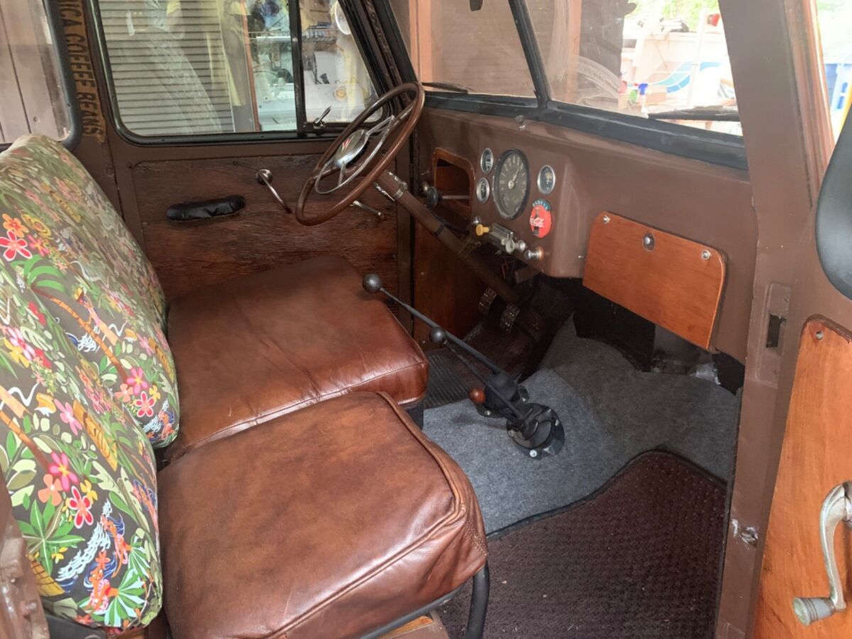 1954 Willys Wagoneer - photo 7