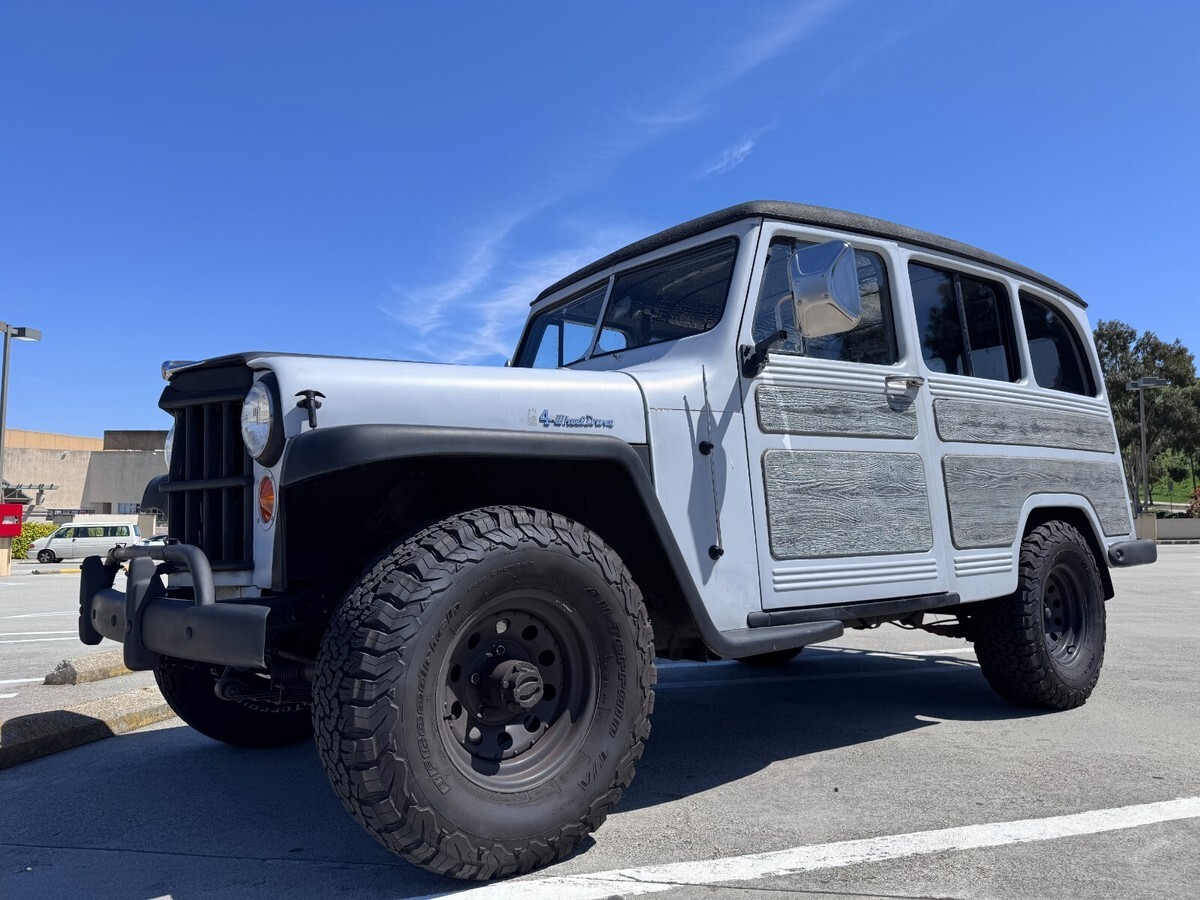 1954 Willys Wagon - photo 2