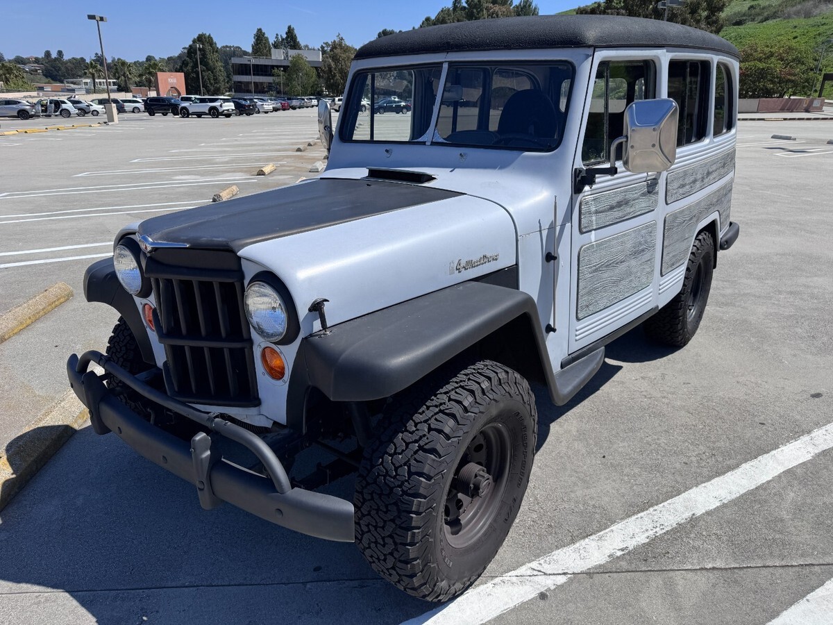 1954 Willys Wagon - photo 3