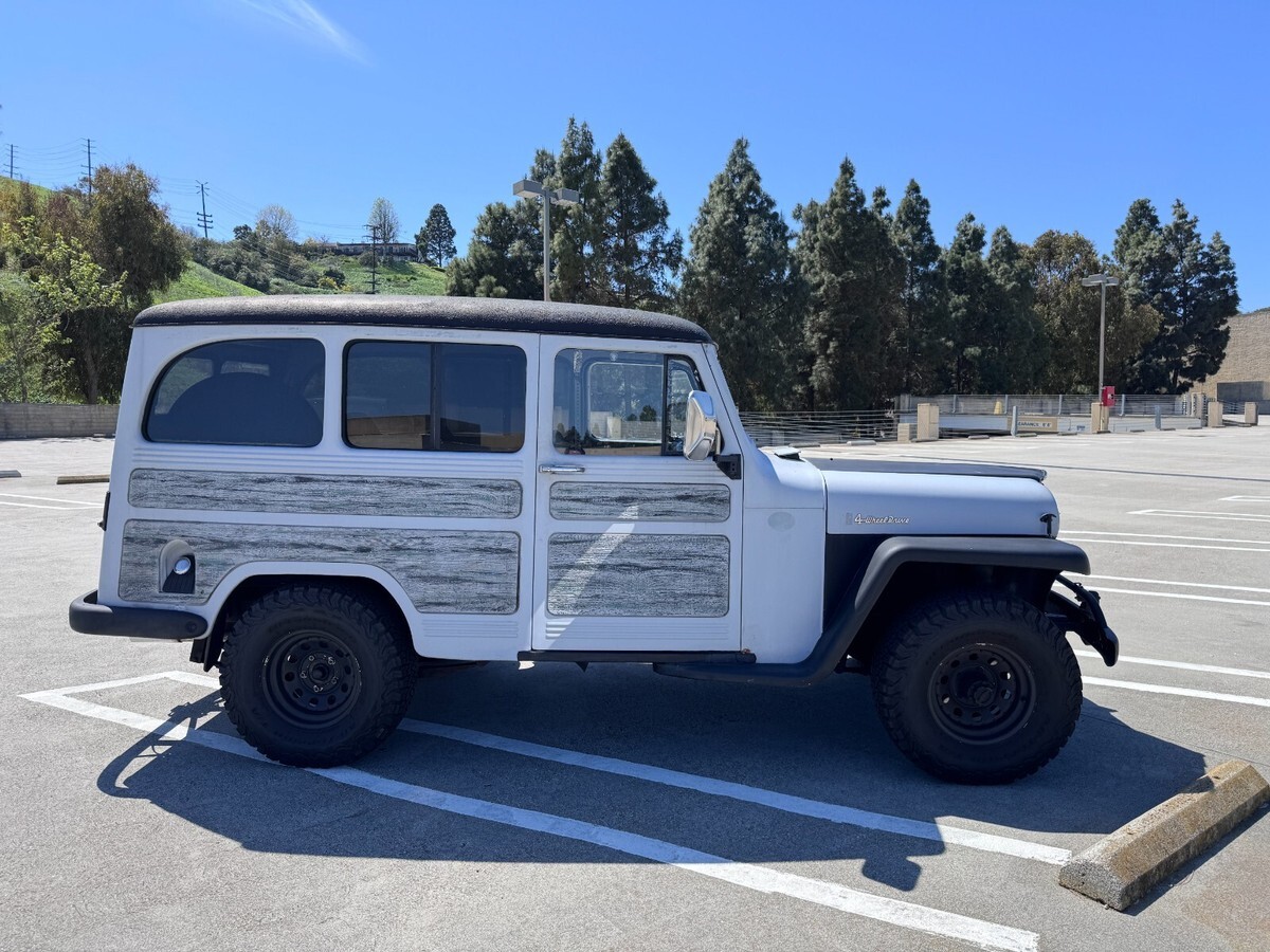 1954 Willys Wagon - photo 9