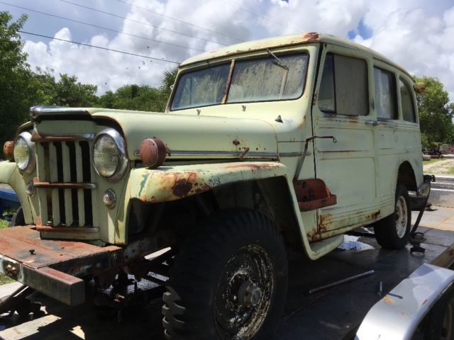 1954 Willys Wagon - photo 3