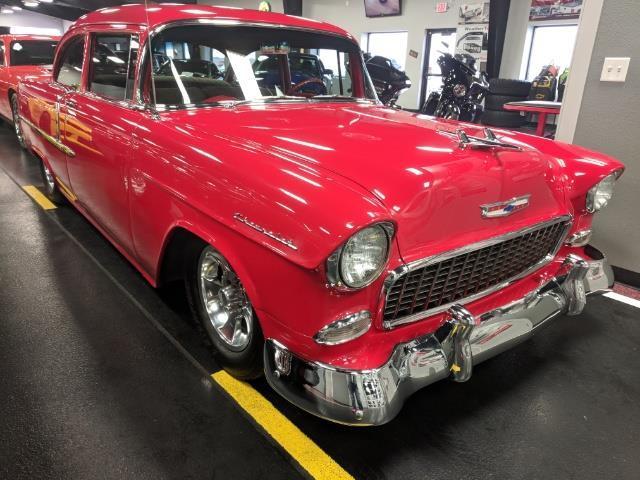 1955 350 NICE CLEAN custom 350 COLD AC power steering 1955 Chevrolet Bel Air/150/210