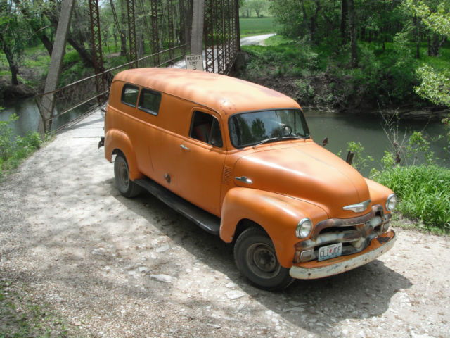 1955 Chevrolet Other Pickups 3800 1 ton 1st Series Suburban Panel 5 window - photo 3