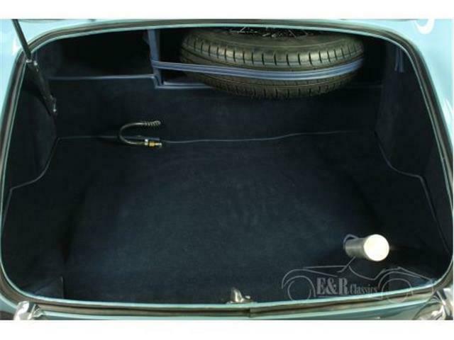 1955 Austin Healey 100-4 convertible - photo 13