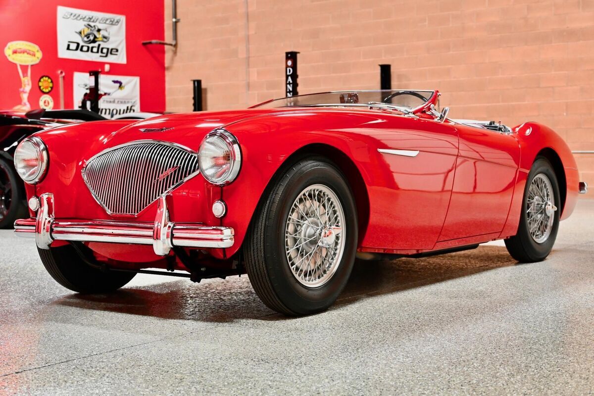 1955 Austin-Healey 100 BN2 Roadster - photo 2