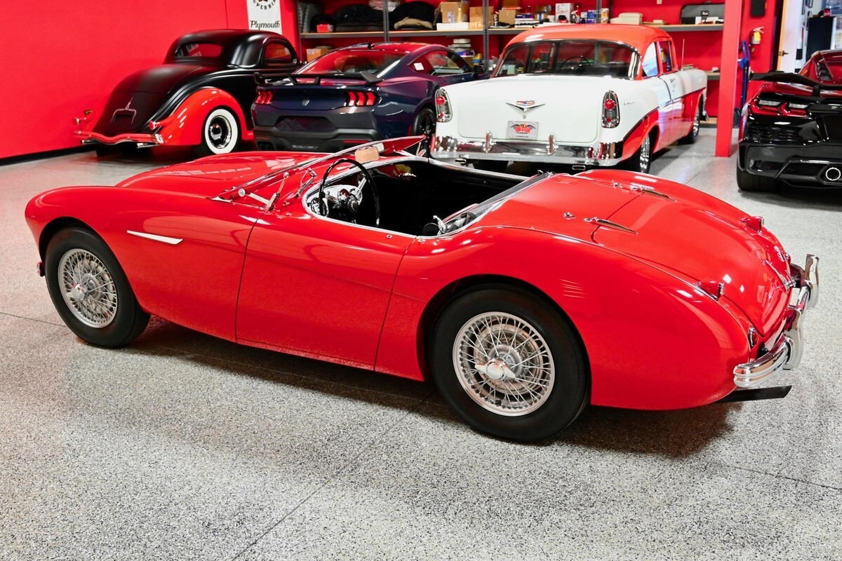 1955 Austin-Healey 100 BN2 Roadster - photo 7