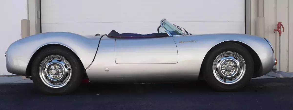 1955 Beck 550 Spyder Twin-Turbo 1955 Porsche 550 Leather seats and trim, burgundy