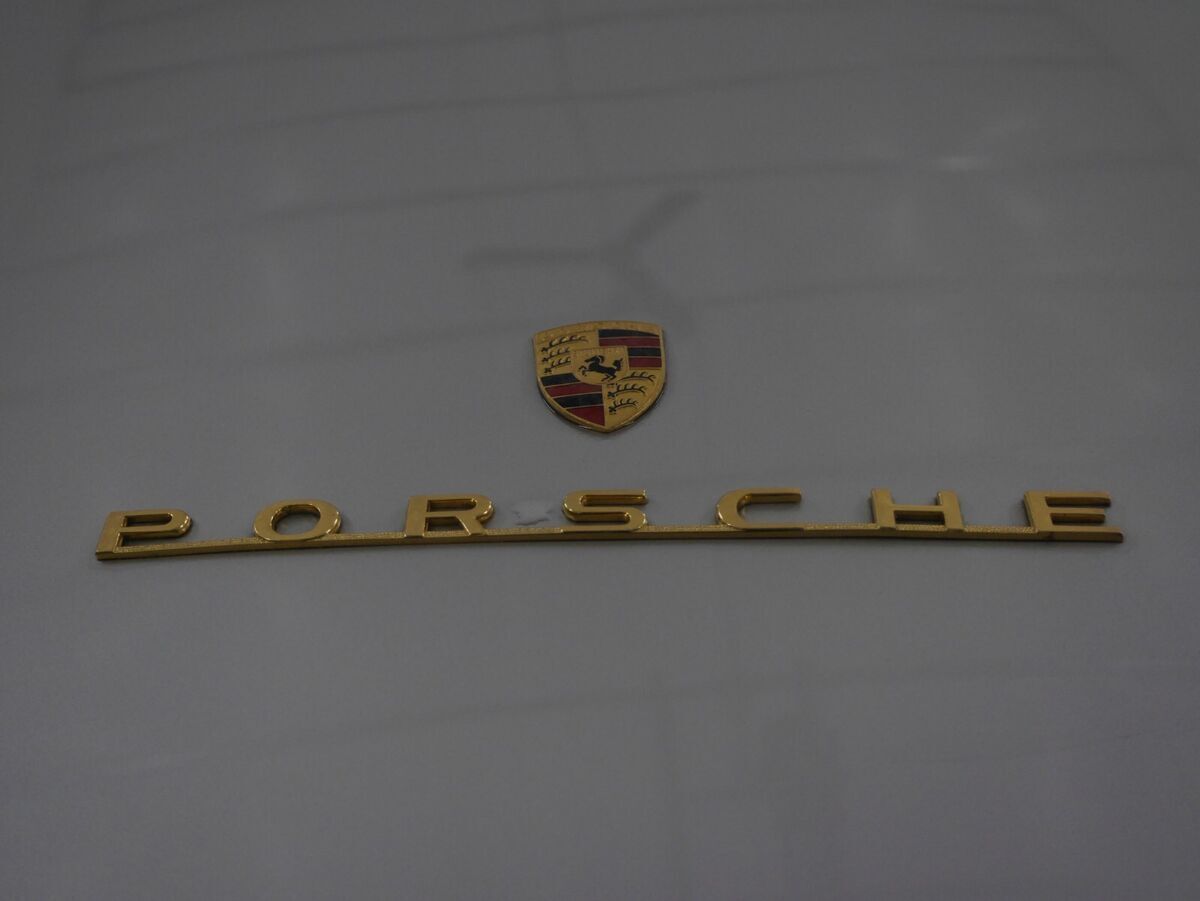 1955 Porsche 550 Leather seats and trim, burgundy - photo 11