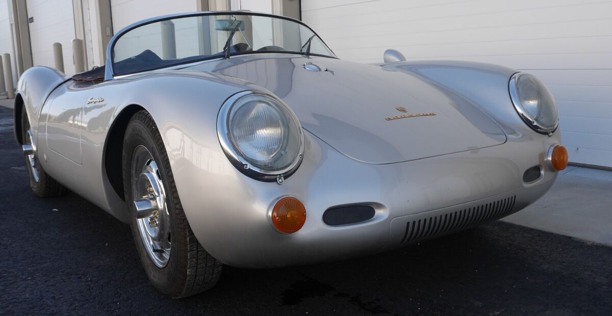 1955 Porsche 550 Leather seats and trim, burgundy - photo 2