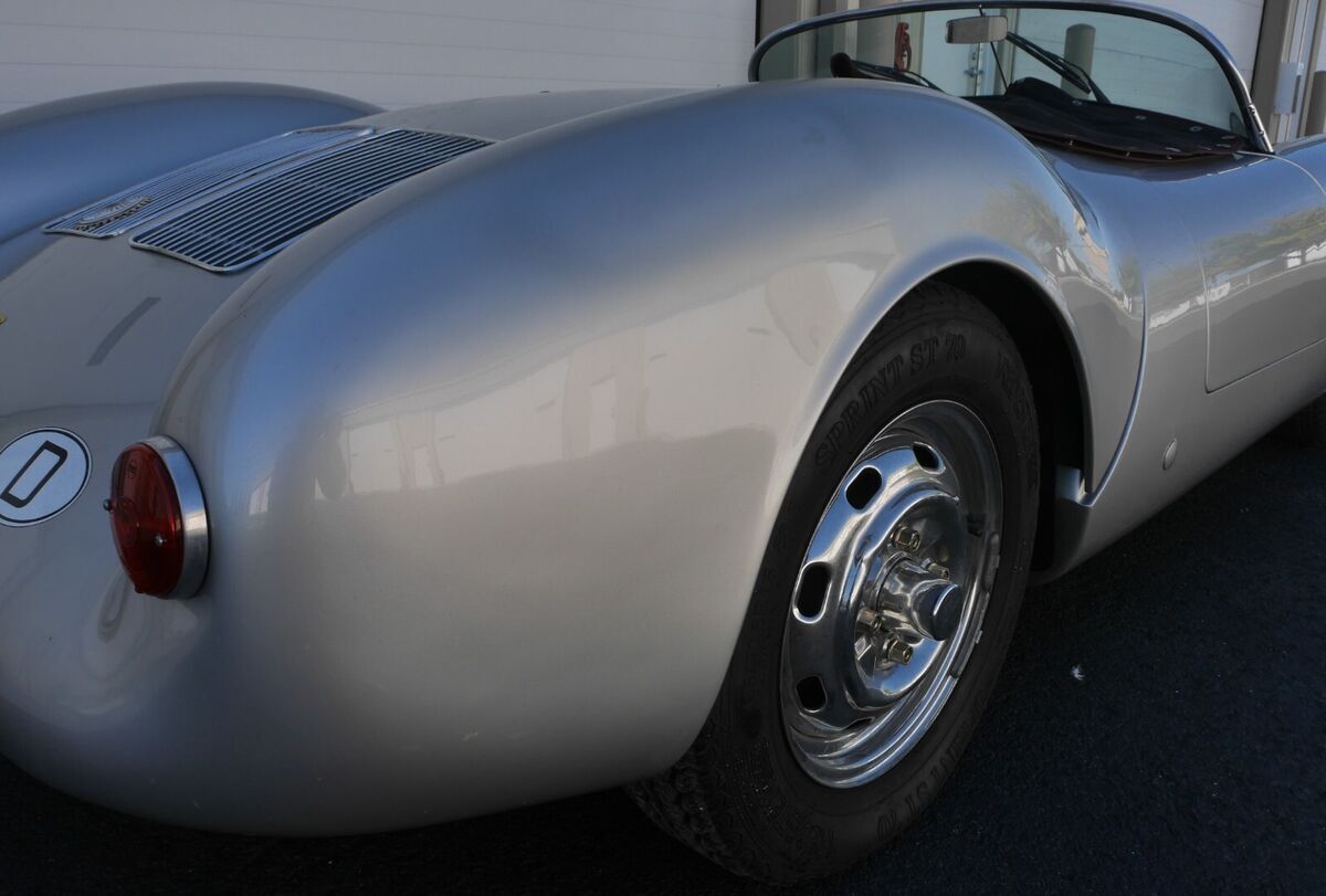 1955 Porsche 550 Leather seats and trim, burgundy - photo 6