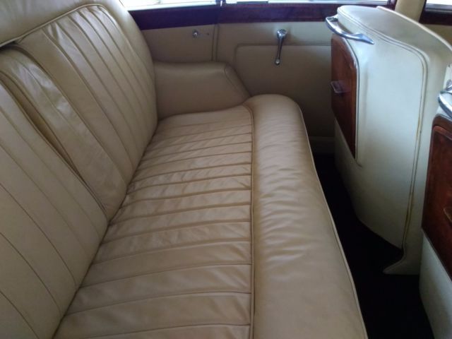1955 Bentley Empress Freestone & Webb Coach built - photo 12