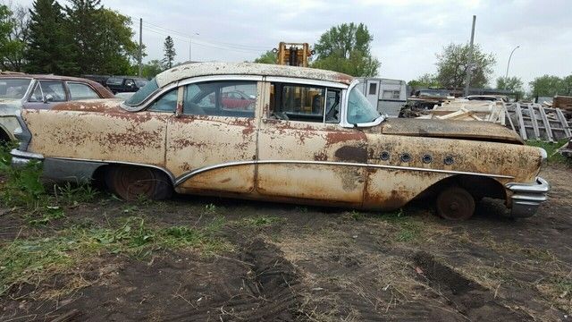 1955 Buick Roadmaster Sedan - photo 3