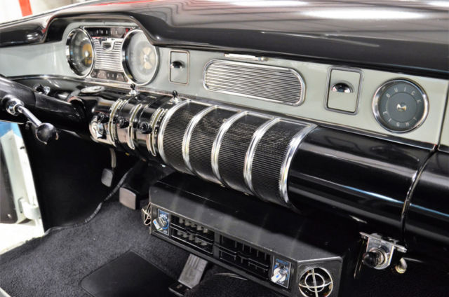 1955 Buick Special 2-Door Riviera Hardtop 2-Door Riviera Hardtop - photo 2