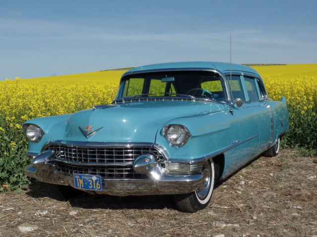 1955 Cadillac Fleetwood Series 75 Limousine same style and color style as Elvis 1955 Cadillac Fleetwood Limo