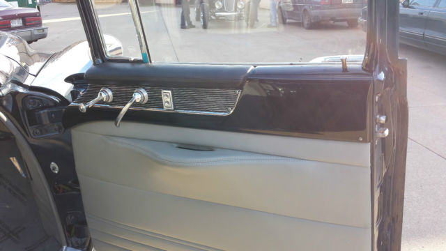 1955 Cadillac Fleetwood Limosine - photo 10