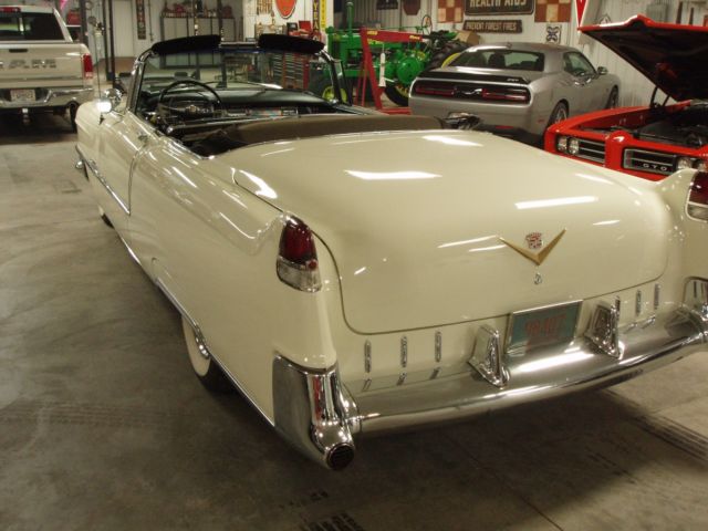 1955 Cadillac Series 62 Convertible - photo 3
