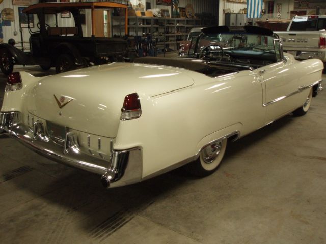 1955 Cadillac Series 62 Convertible - photo 4