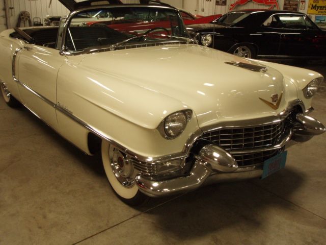 1955 Cadillac Series 62 Convertible - photo 5