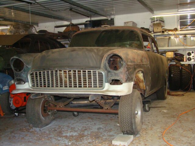 1955 CHEVROLET 2 DOOR POST GASSER WITH STRAIGHT AXLE AND FENDER WELL HEADERS 1955 Chevrolet Bel Air/150/210