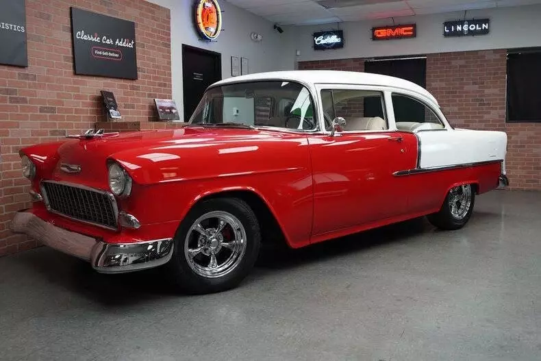 1955 Chevrolet 210 - photo 2