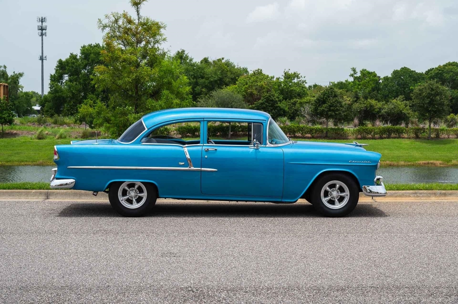 1955 Chevrolet Bel Air/150/210 L98 TPI V8, Classic Looks with Modern Drivability - photo 7