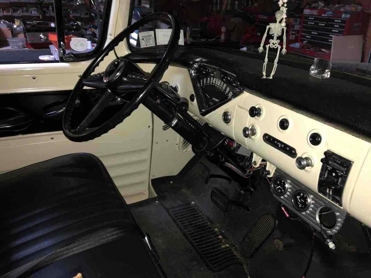 1955 Chevrolet 3100 shortbed - photo 10