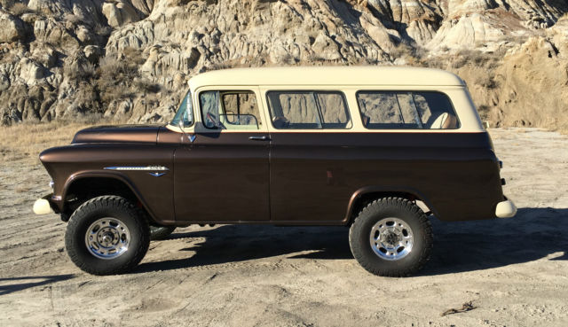1955 Chevrolet Suburban 3100 - photo 2