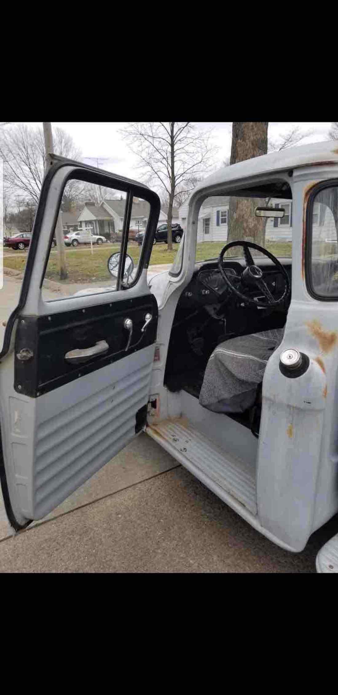 1955 Chevrolet 3200 Series - photo 10