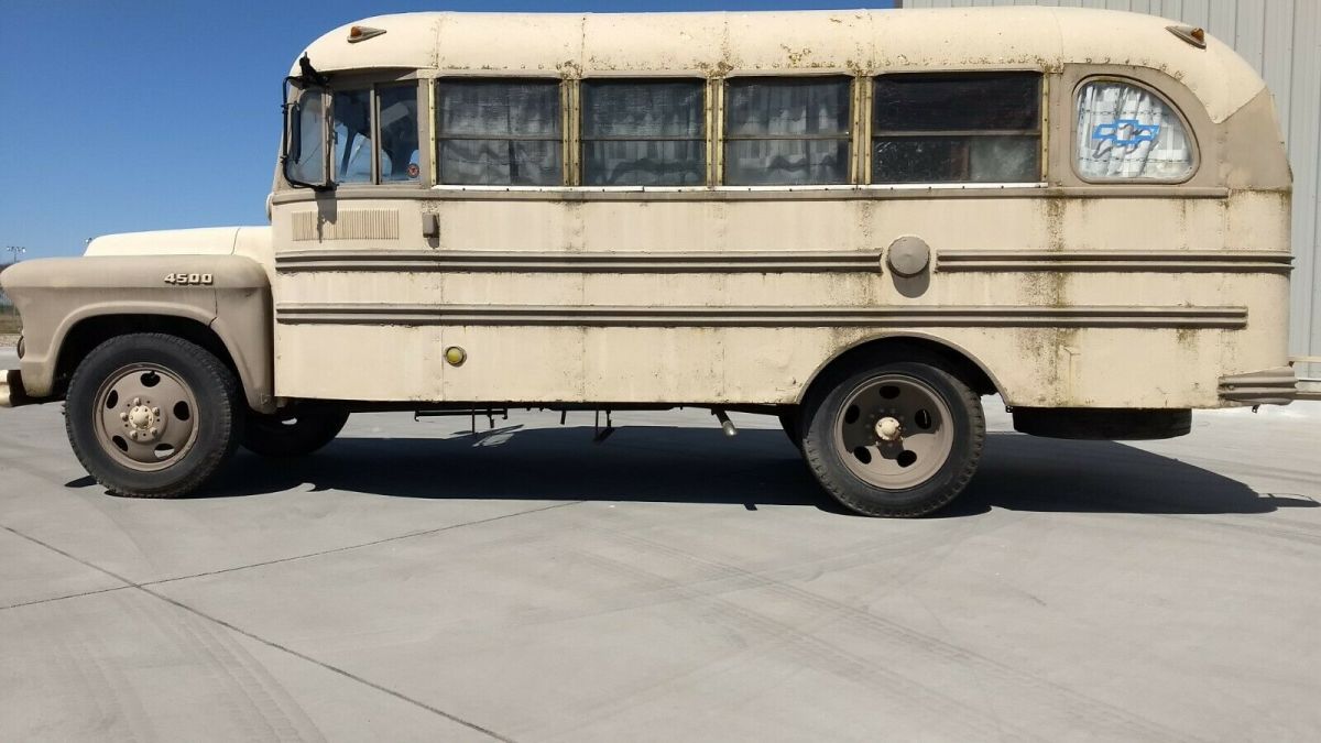 1955 Chevrolet 4500 School Bus R/V - photo 6