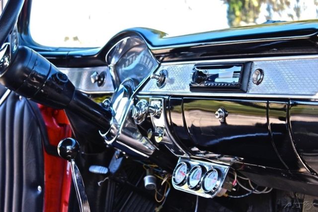1955 Chevrolet Bel Air/150/210 Bel-Air Resto-Mod / NM Car / RUST FREE!!! - photo 10