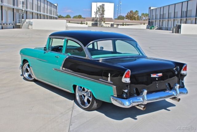 1955 Chevrolet Bel Air/150/210 2-Tone / Custom Paint / Resto-Mod - photo 5