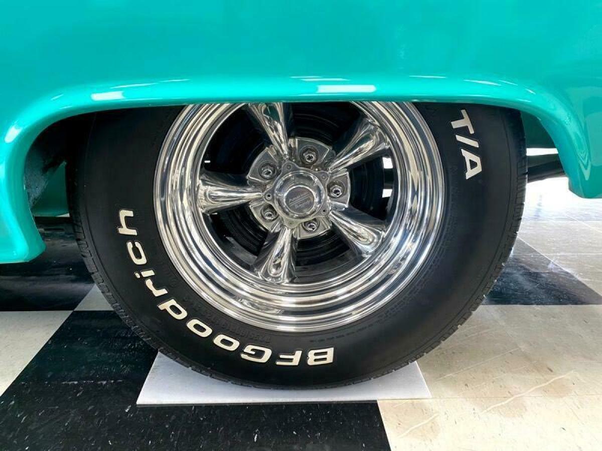 1955 Chevrolet Bel Air/150/210 Belair V-8 2-dr hardtop - photo 12