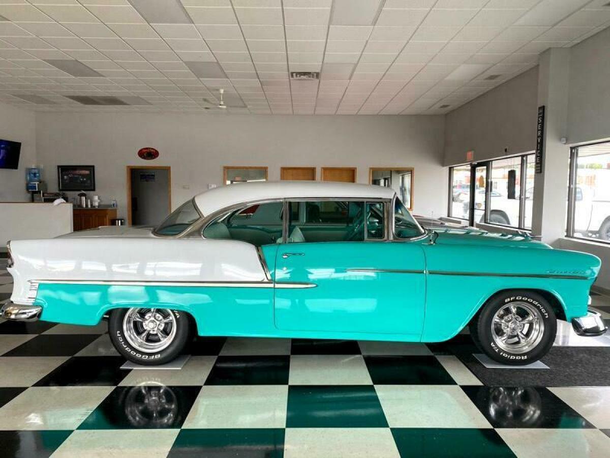 1955 Chevrolet Bel Air/150/210 Belair V-8 2-dr hardtop - photo 6