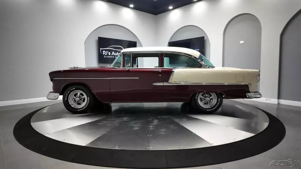 1955 Chevrolet Bel Air/150/210 Cold A/C, Leather Upholstery, Two Tone Paint! - photo 2