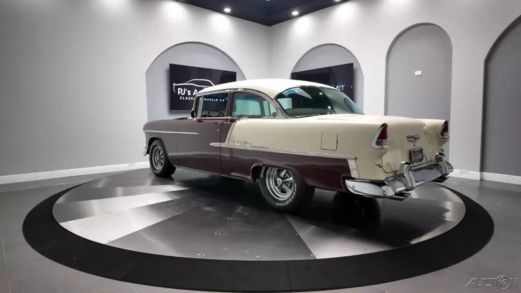 1955 Chevrolet Bel Air/150/210 Cold A/C, Leather Upholstery, Two Tone Paint! - photo 4