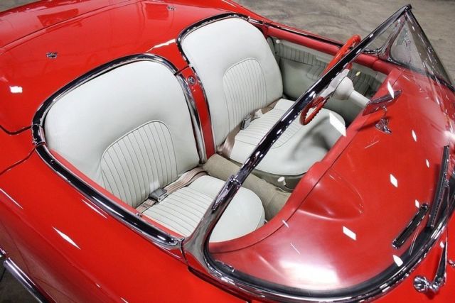 1955 Chevrolet Corvette Convertible - photo 10
