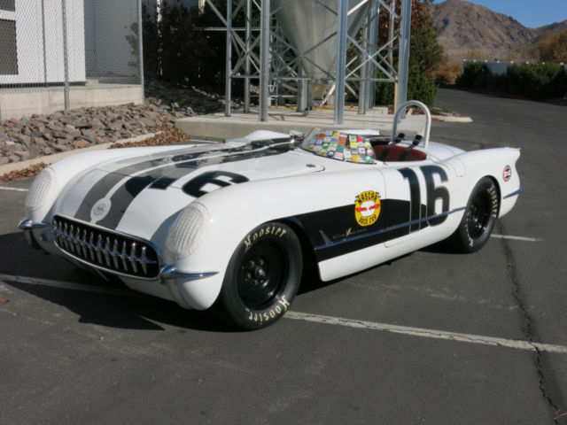 1955 Chevrolet Corvette Vintage Race Car - photo 2