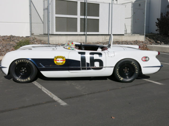 1955 Chevrolet Corvette Vintage Race Car - photo 3