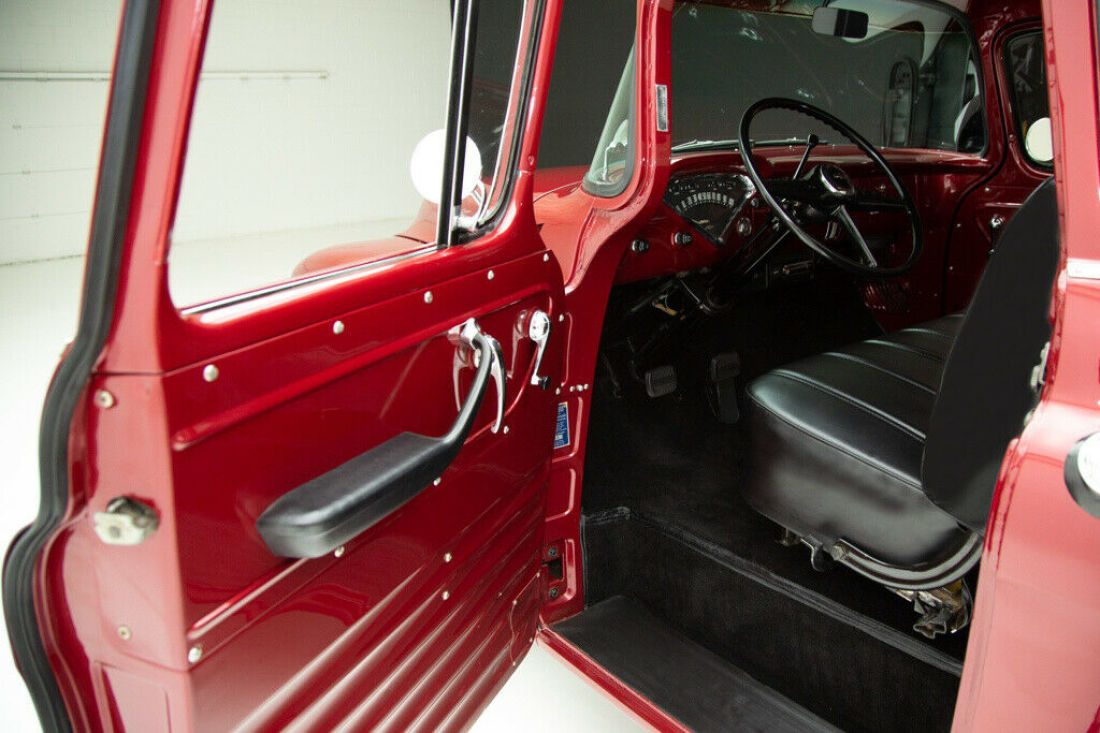 1955 Chevrolet Pickup Rare Cameo, Candy Brandywine, V8, Big Back Window - photo 11