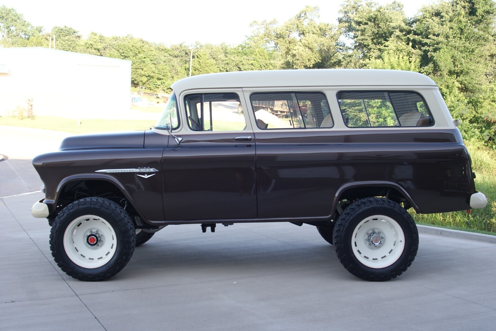1955 Chevrolet Suburban - photo 4