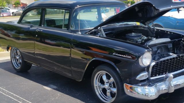 1955 Chevy 2 door post car, Black body/black and white interior, great condition 1955 Chevrolet Bel Air/150/210