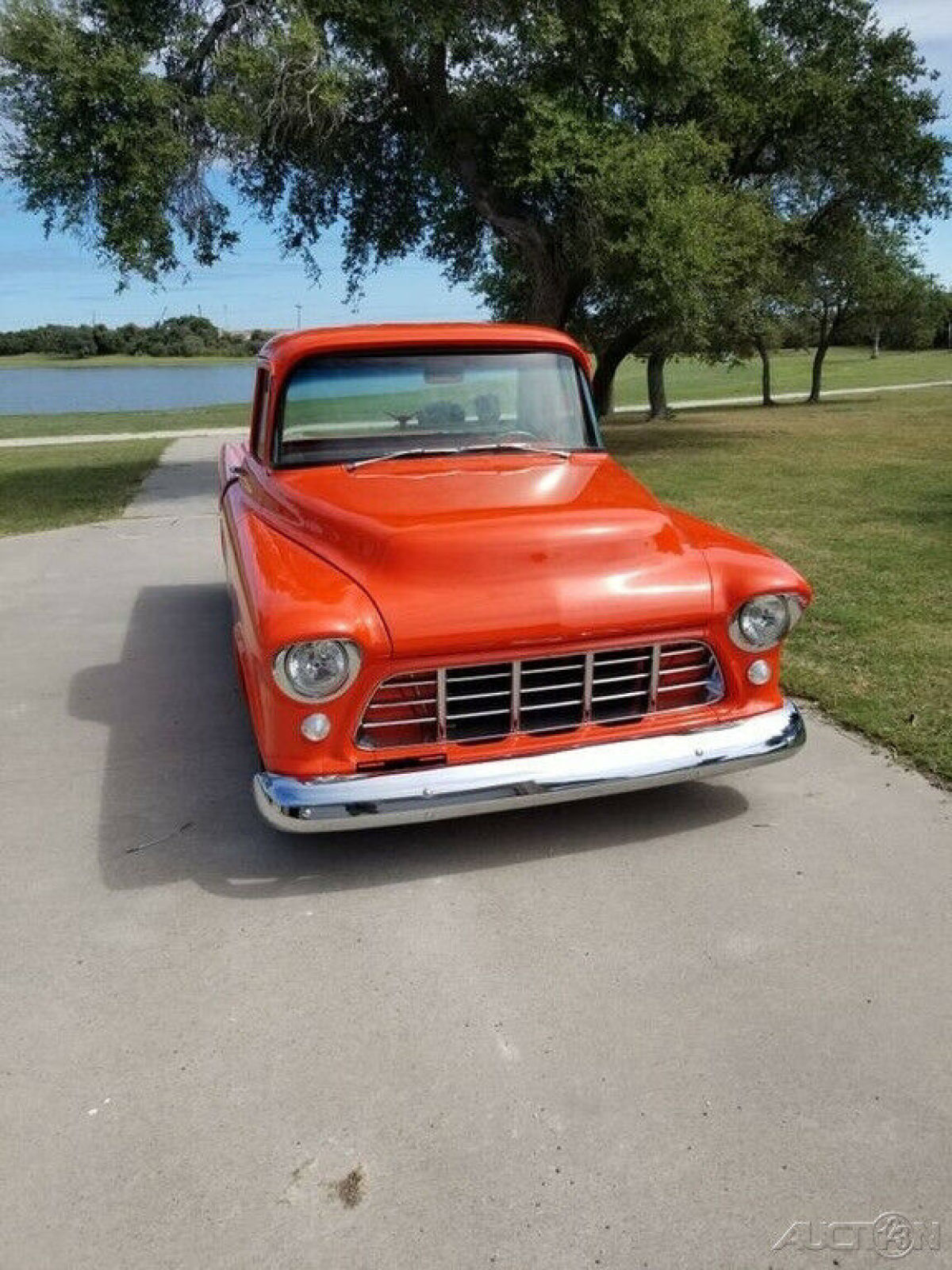 1955 Chevrolet Cameo Custom Classic Show Truck - photo 3